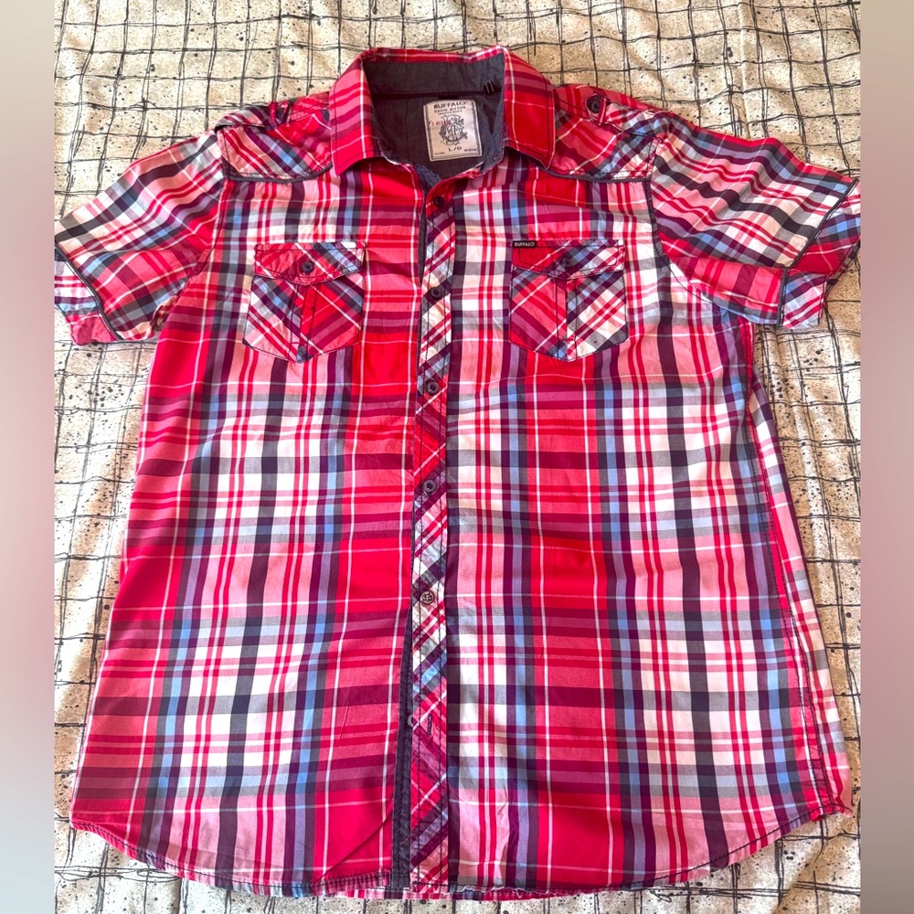 David Button Buffalo fitted plaid military style short sleeve button up